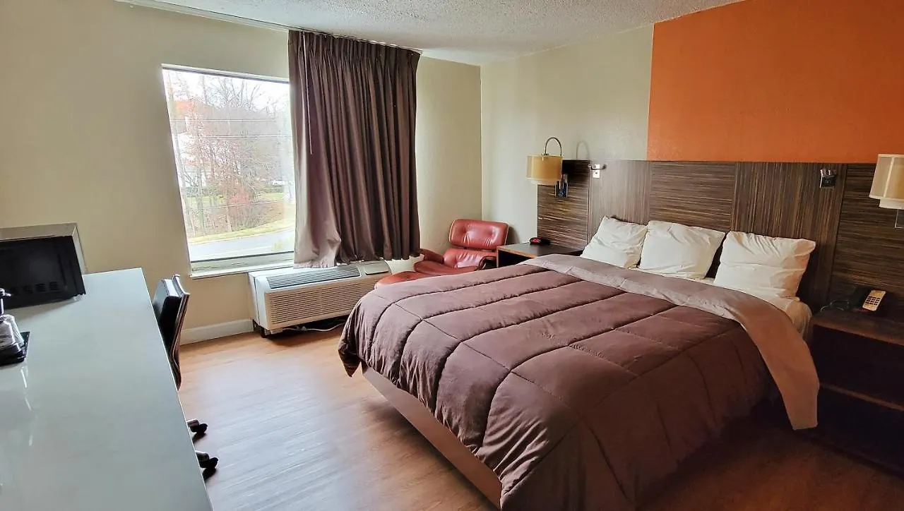 Studios & Suites 4 Less Charlotte Motel