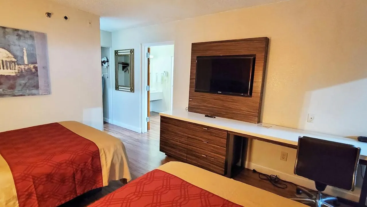 ** Motel Studios & Suites 4 Less Charlotte United States
